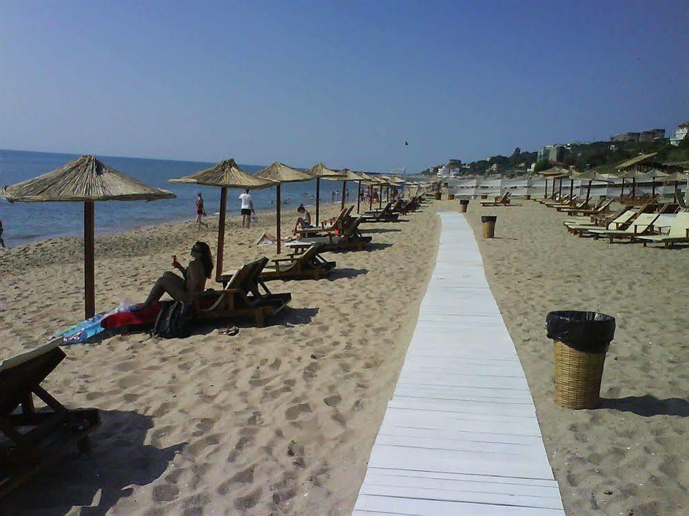 Villa Eden Golden Sands Exterior foto